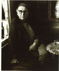 Patrick Kavanagh in O'Brien's Bar, Dublin. www.tcd.ie